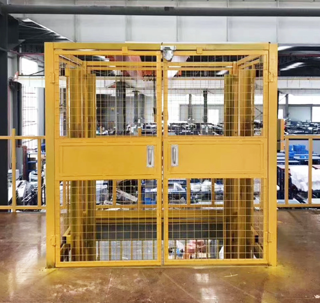 五指山智能导轨式升降机亮相